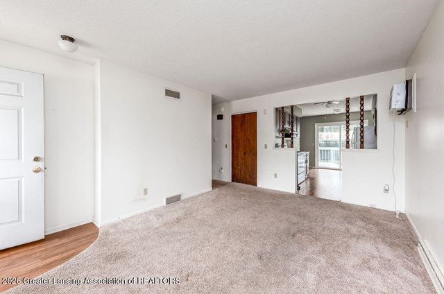 2301 W Main Street 2301 2303, Holt, MI 48842