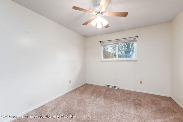 2301 W Main Street 2301 2303, Holt, MI 48842