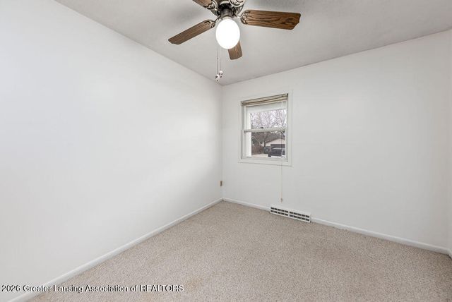 2301 W Main Street 2301 2303, Holt, MI 48842