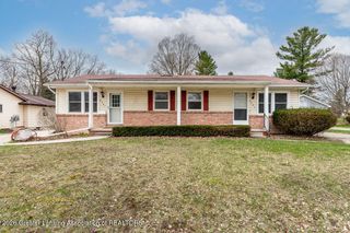 2301 W Main Street 2301 2303, Holt, MI 48842
