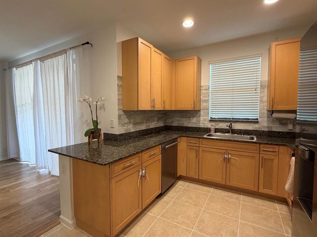 238 E Chrystie Circle, Delray Beach, FL 33484