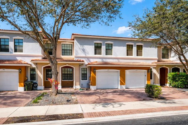 238 E Chrystie Circle, Delray Beach, FL 33484