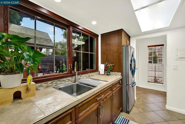 6472 Trinidad Dr, San Jose, CA 95120