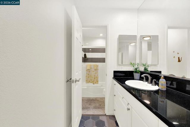 6472 Trinidad Dr, San Jose, CA 95120