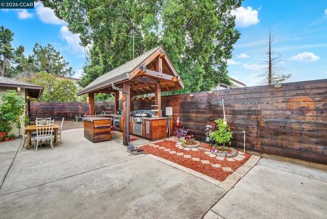 6472 Trinidad Dr, San Jose, CA 95120