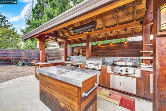 6472 Trinidad Dr, San Jose, CA 95120
