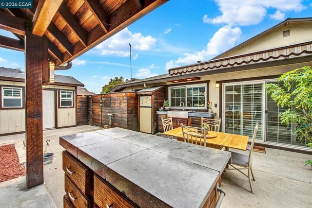 6472 Trinidad Dr, San Jose, CA 95120