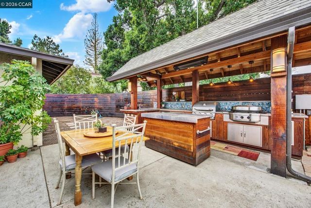 6472 Trinidad Dr, San Jose, CA 95120