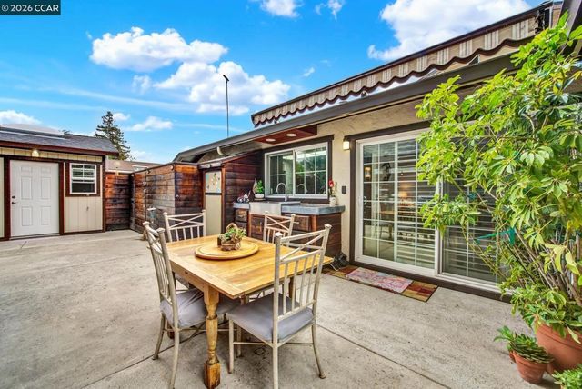 6472 Trinidad Dr, San Jose, CA 95120
