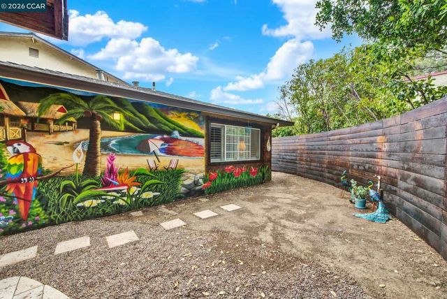 6472 Trinidad Dr, San Jose, CA 95120