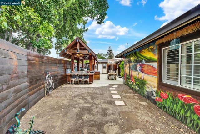 6472 Trinidad Dr, San Jose, CA 95120