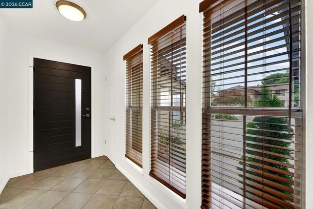 6472 Trinidad Dr, San Jose, CA 95120