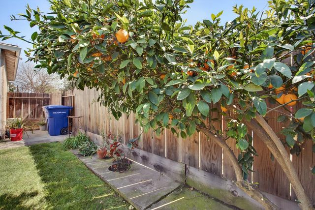 2205 Tully Rd, Modesto, CA 95350