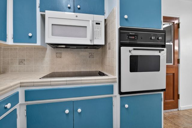 2205 Tully Rd, Modesto, CA 95350