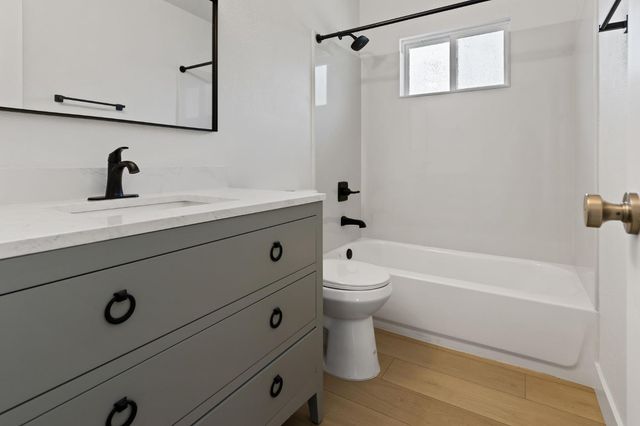 3270 Nareb St, Sacramento, CA 95838