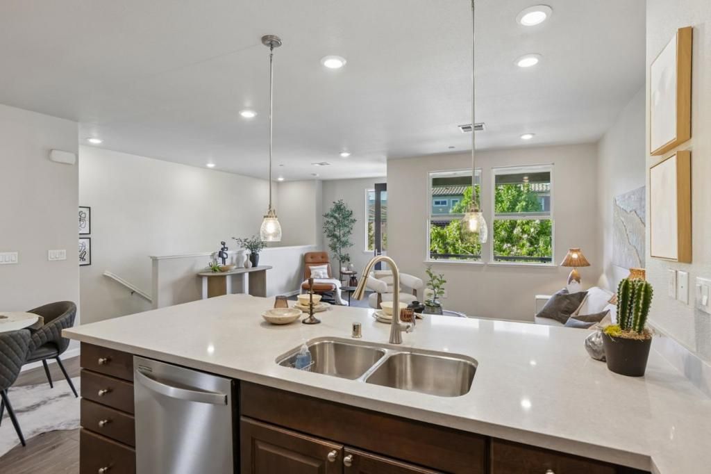 Image 12 of property listing at 722 Garden Street, Milpitas, CA 95035