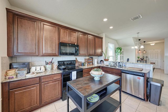 229 Prairie Falcon WAY, Leander, TX 78641