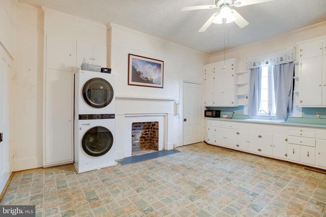 319 N MAIN ST, Madison, VA 22727