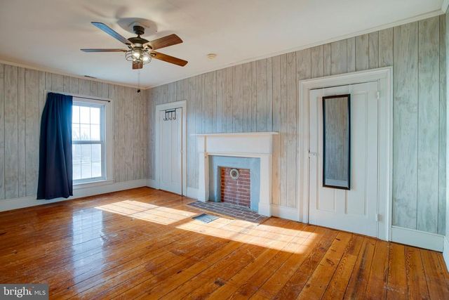 319 N MAIN ST, Madison, VA 22727