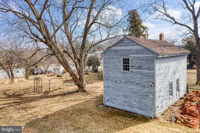 319 N MAIN ST, Madison, VA 22727