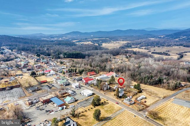 319 N MAIN ST, Madison, VA 22727