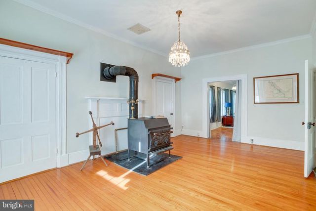 319 N MAIN ST, Madison, VA 22727