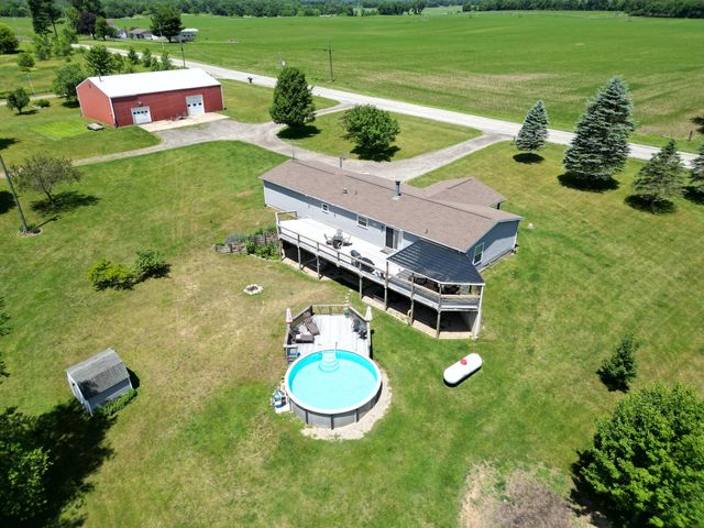 13229 Harder Road, Fabius Twp, MI 49093