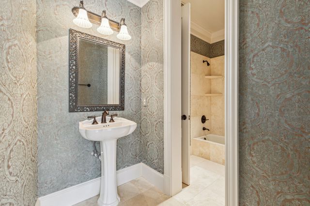 6416 Dykes Way, Dallas, TX 75230