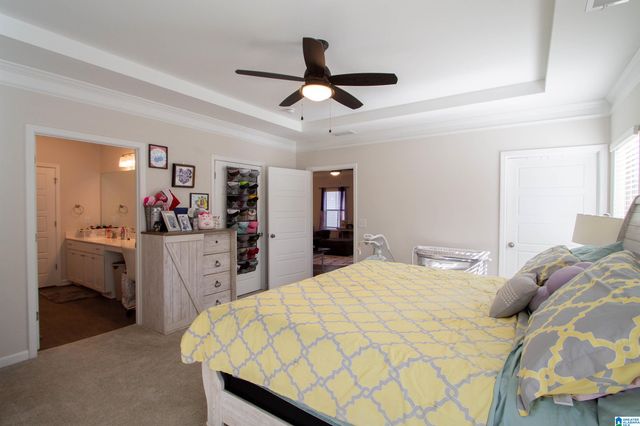 242 SHEPHERDS LOOP, Jasper, AL 35504