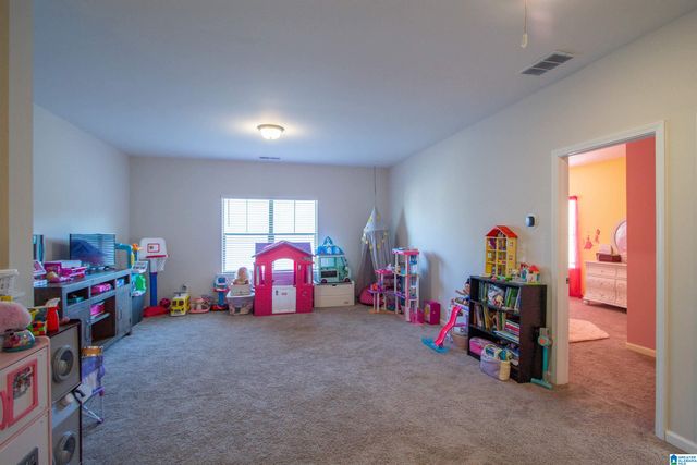 242 SHEPHERDS LOOP, Jasper, AL 35504