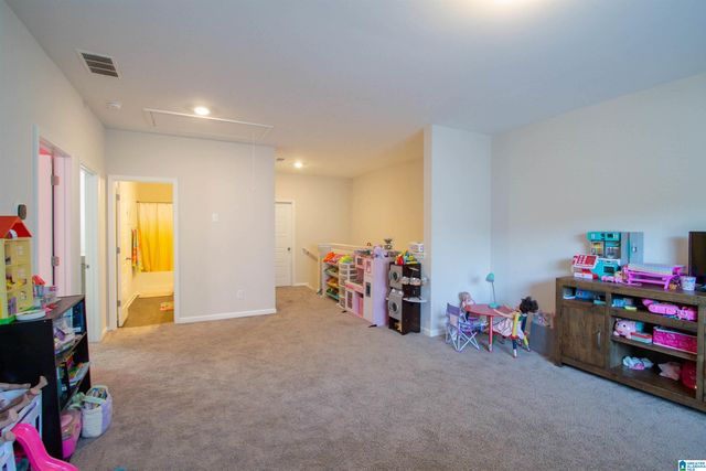 242 SHEPHERDS LOOP, Jasper, AL 35504