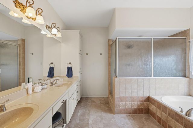 1300 Sycamore Falls WAY, Marble Falls, TX 78654