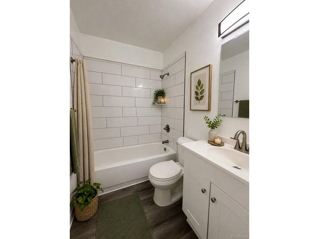 4110 Hale Pkwy 2H, Denver, CO 80220