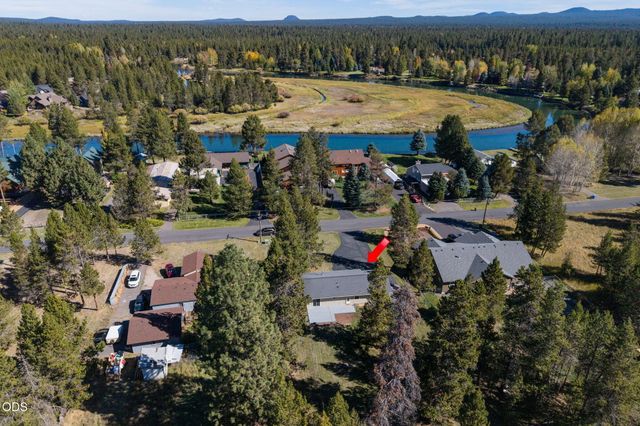 55690 Big River Drive, Bend, OR 97707