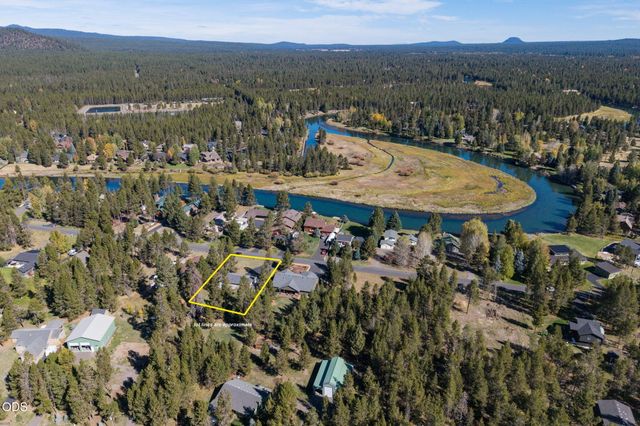 55690 Big River Drive, Bend, OR 97707