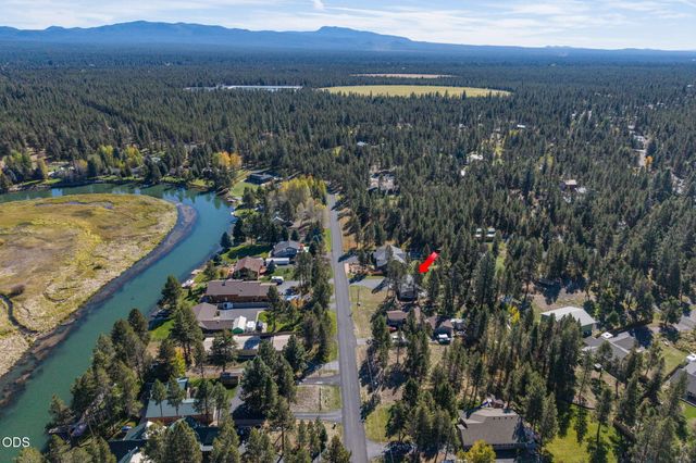 55690 Big River Drive, Bend, OR 97707