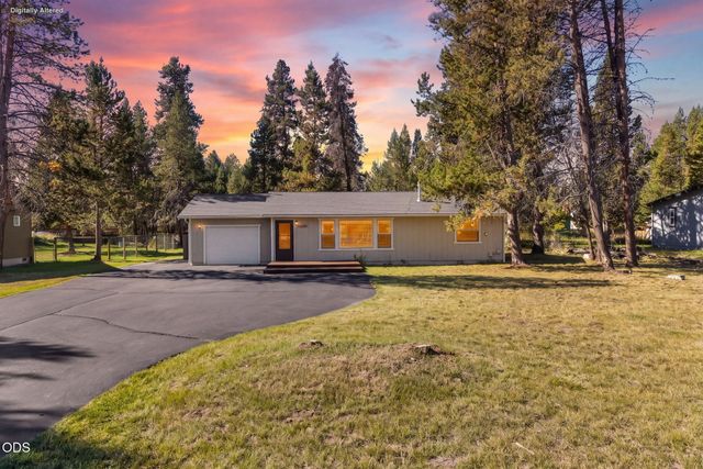 55690 Big River Drive, Bend, OR 97707
