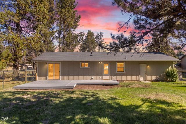 55690 Big River Drive, Bend, OR 97707