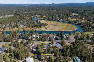55690 Big River Drive, Bend, OR 97707