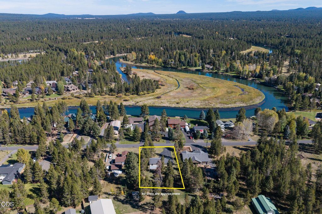 55690 Big River Drive, Bend, OR 97707
