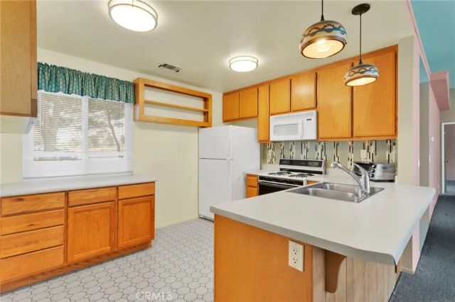 14870 Clubhouse D, Helendale, CA 92342