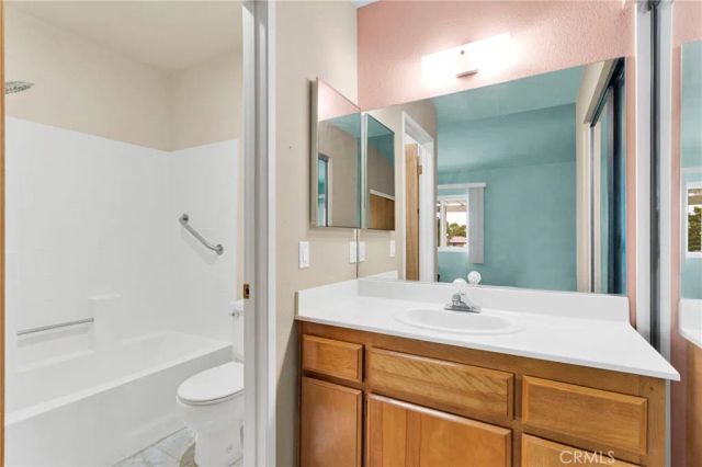 14870 Clubhouse D, Helendale, CA 92342
