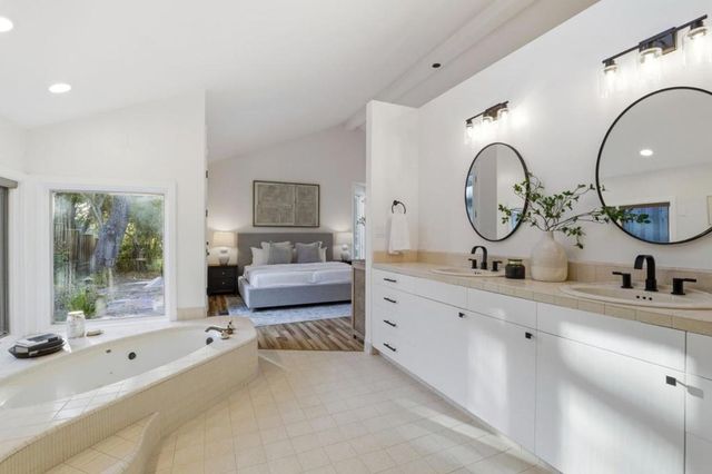 14575 Horseshoe Drive, Saratoga, CA 95070