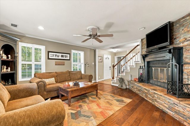 4618 Walnut Street, Flower Mound, TX 75028