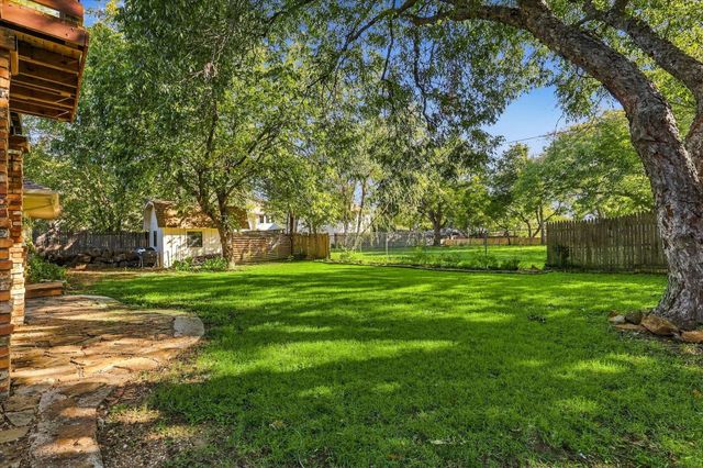 4618 Walnut Street, Flower Mound, TX 75028
