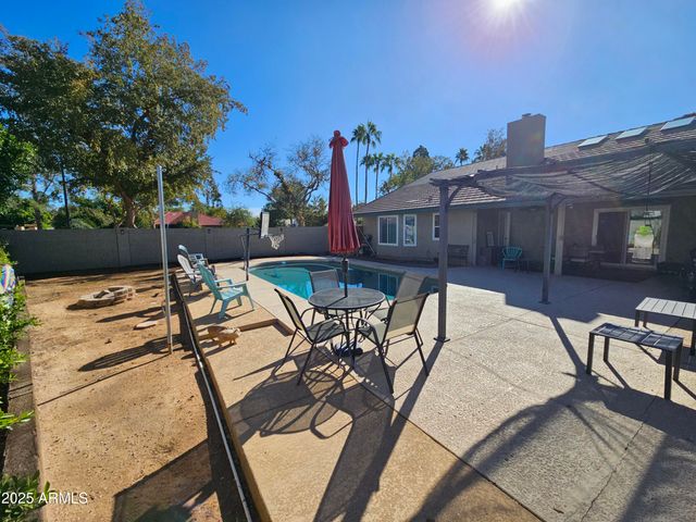 462 E MERRILL Avenue, Gilbert, AZ 85234