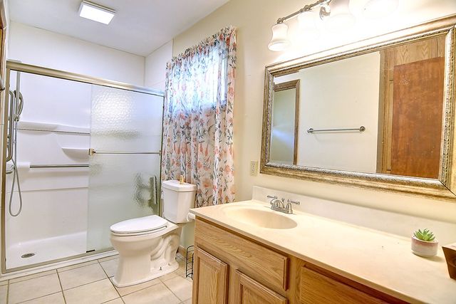 2752 Danbury Road, Springfield, OH 45505