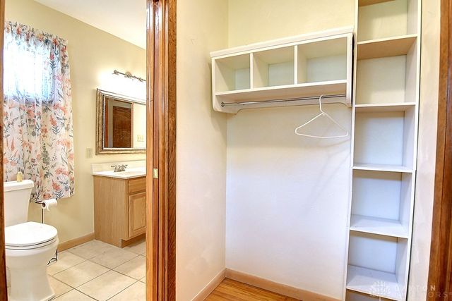 2752 Danbury Road, Springfield, OH 45505