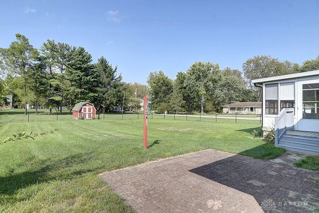 2752 Danbury Road, Springfield, OH 45505