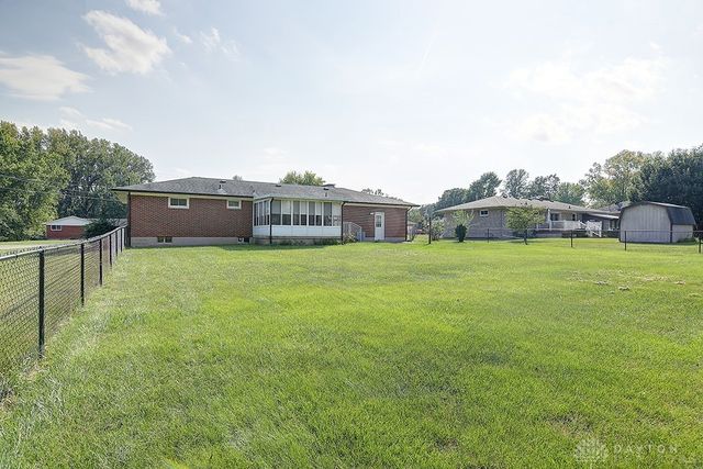2752 Danbury Road, Springfield, OH 45505